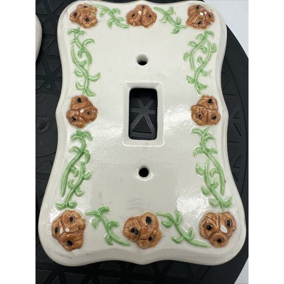 Lot Of 2 Vintage 67’ Ceramic Light Switch Covers Floral Design - Picture 3 of 8